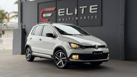 VOLKSWAGEN FOX 1.6 MSI TOTAL FLEX XTREME 4P MANUAL VOLKSWAGEN FOX 1.6 MSI TOTAL FLEX XTREME 4P MANUAL